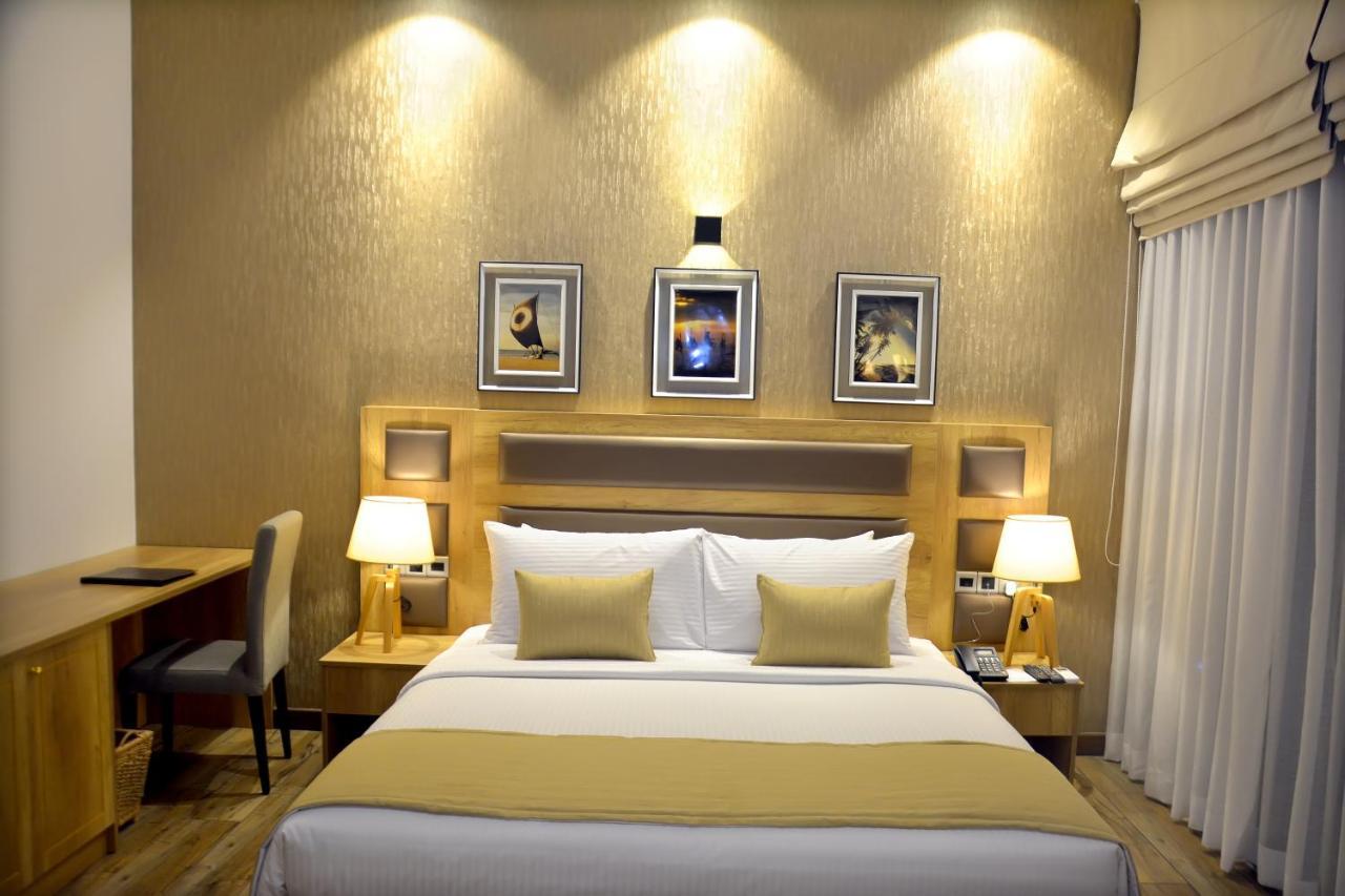 Belmont Boutique Hotel - Free Airport Shuttle Service Negombo Buitenkant foto